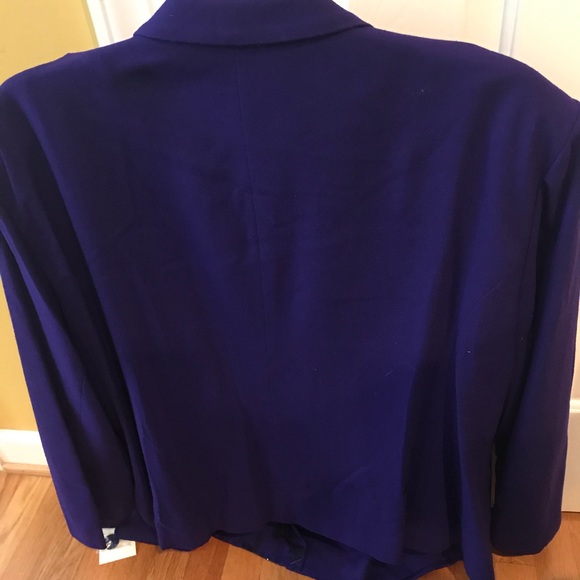 🔘🔘Authentic Ben Marc Skirt Suit, Plus Size - Picture 6 of 6